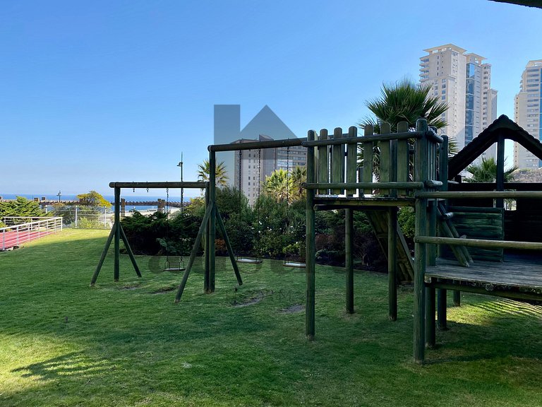 Escape to Concón and enjoy the seafront