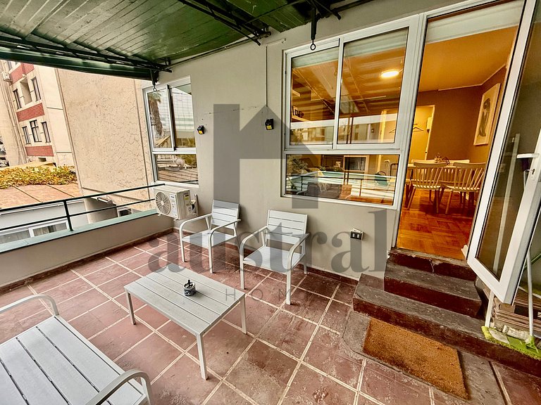 Cozy Apartment Near Costanera Center