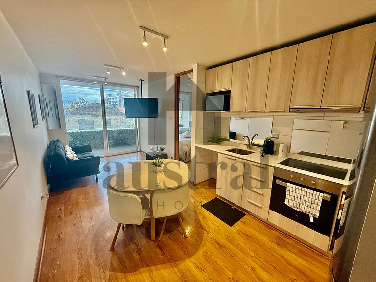 Ap. com Excelente Localização em Las Condes