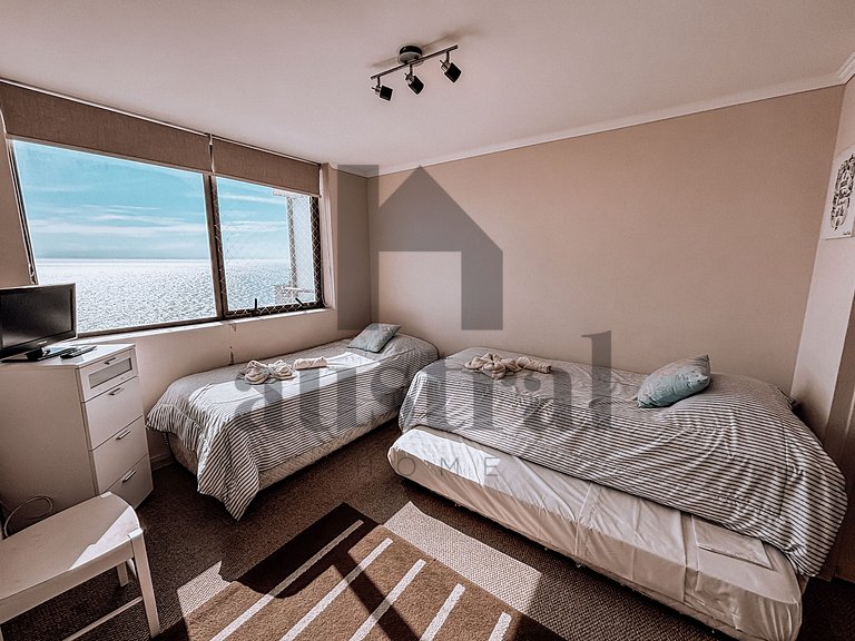 Comfortable apartment with a beautiful sea view