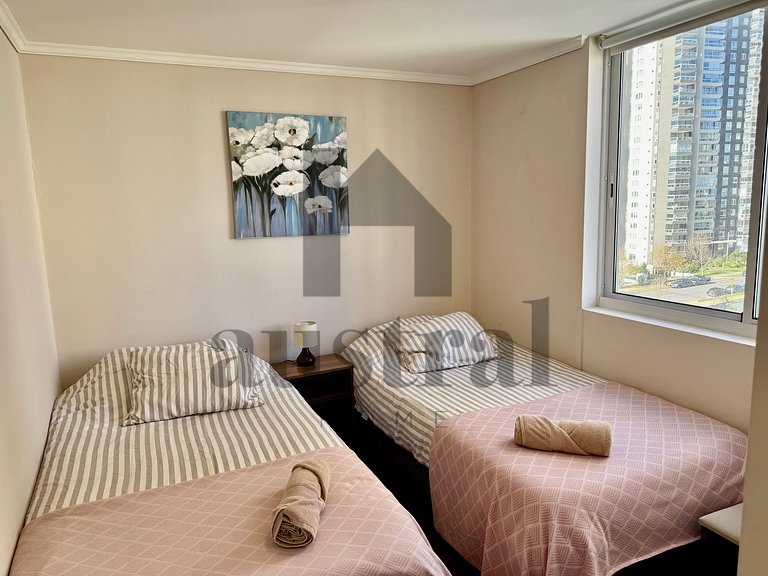 Bright and Spacious Apartment, Costa de Montemar