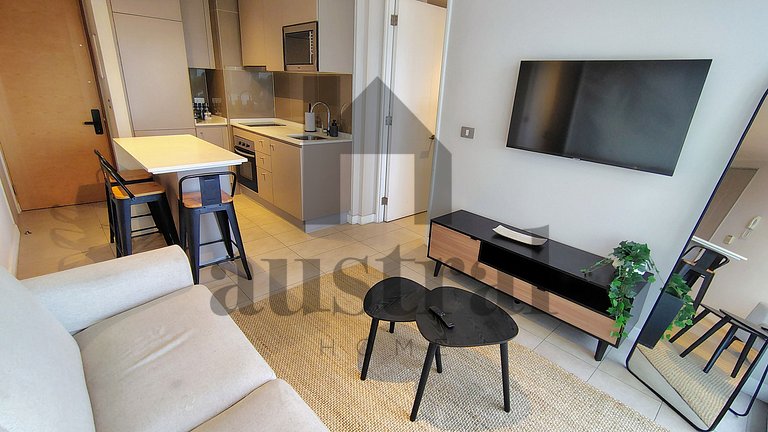 Beautiful and modern in front of Plaza Egaña