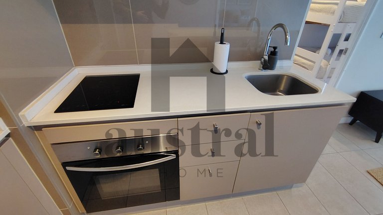 Moderno depto frente a Mall Plaza Egaña