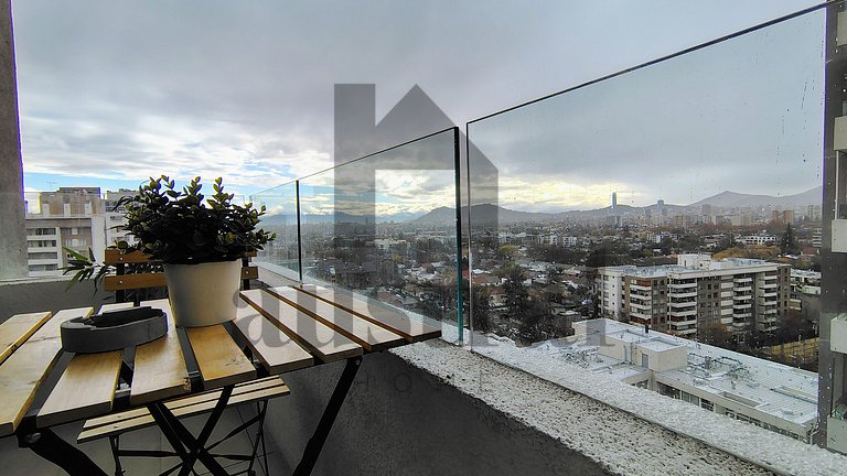 Beautiful and modern in front of Plaza Egaña