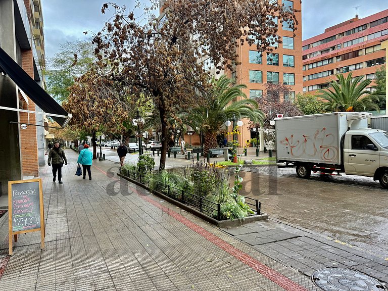 Studio a pasos del Costanera Center
