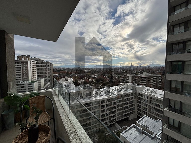 Moderno depto frente a Mall Plaza Egaña