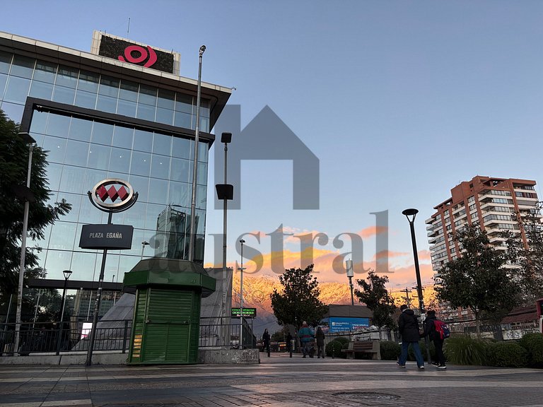 Hermoso y moderno frente a Plaza Egaña