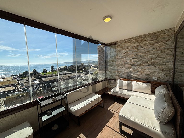 Incredible Ocean View on the Concón Coastline