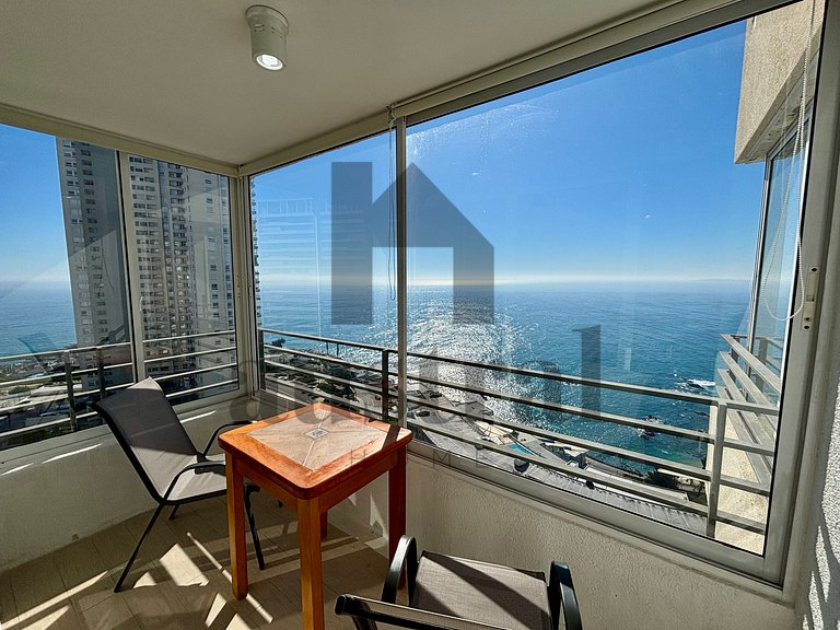 Spectacular apartment with heated pool