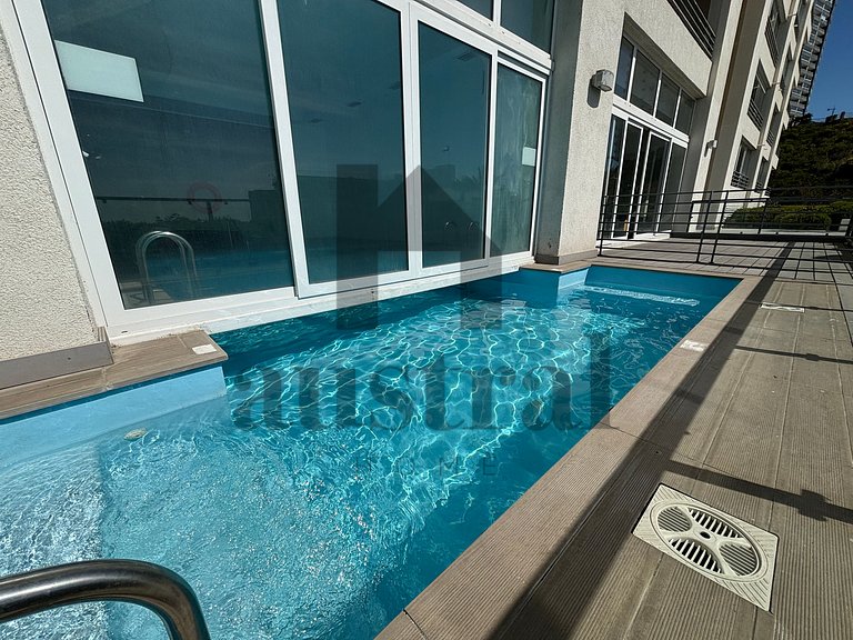 Apartamento espetacular com piscina aquecida