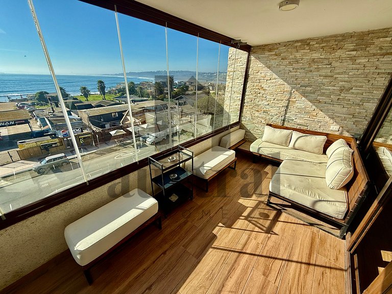 Incredible Ocean View on the Concón Coastline