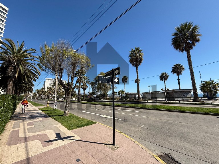 Beautiful and family-friendly on San Martin Avenue