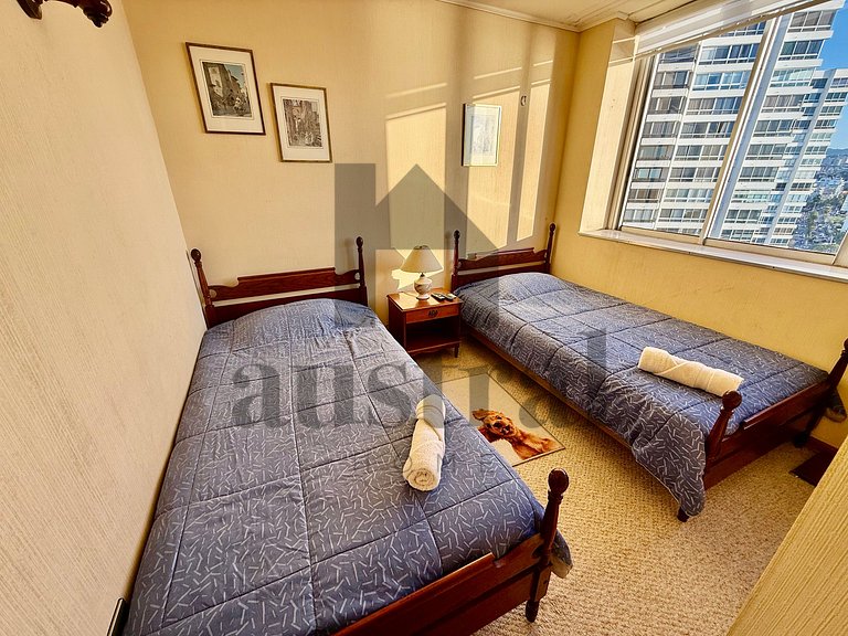 Beautiful and family-friendly on San Martin Avenue