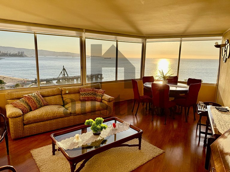 Beautiful and family-friendly on San Martin Avenue