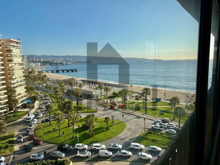 Espaçoso apartamento de frente para a praia e San Martin