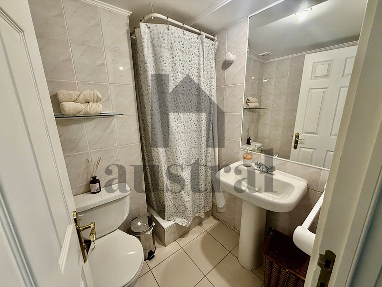 Espaçoso apartamento de frente para a praia e San Martin