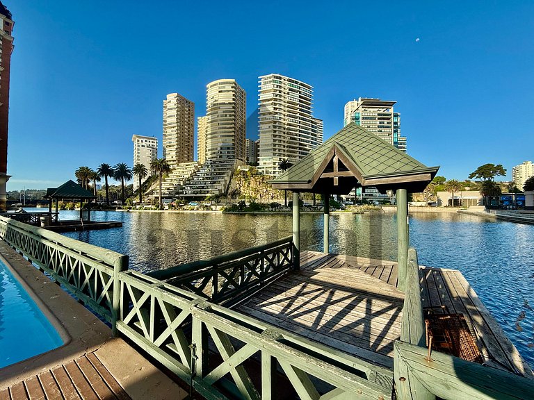 Espaçoso apartamento de frente para a praia e San Martin
