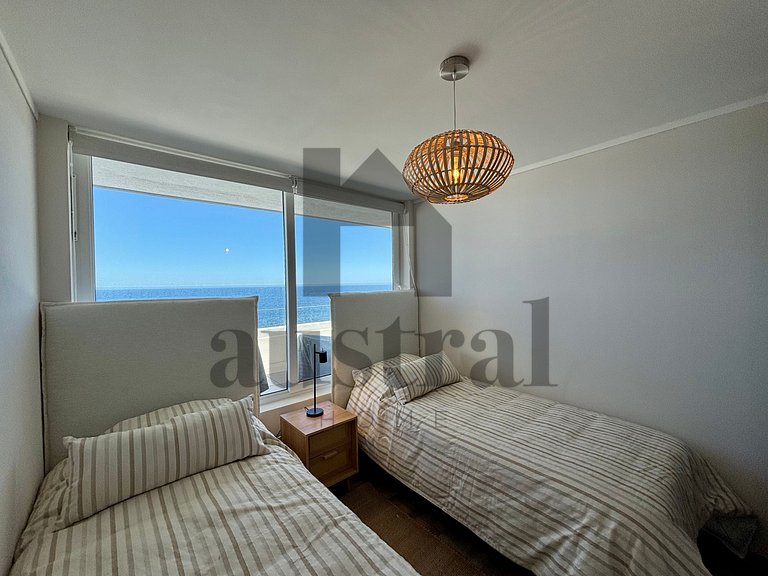 Nuevo y Encantador con vista al mar en Cochoa