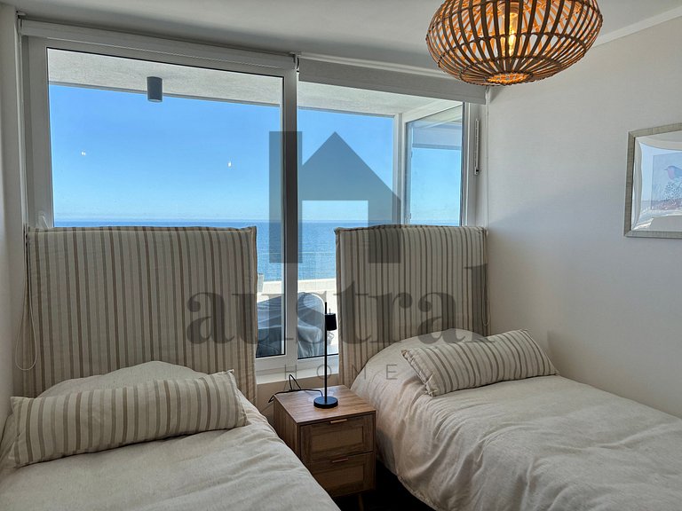 Nuevo y Encantador con vista al mar en Cochoa