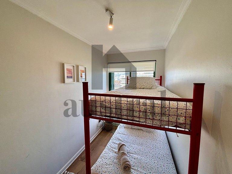 Espaçoso apartamento de frente para a praia e San Martin