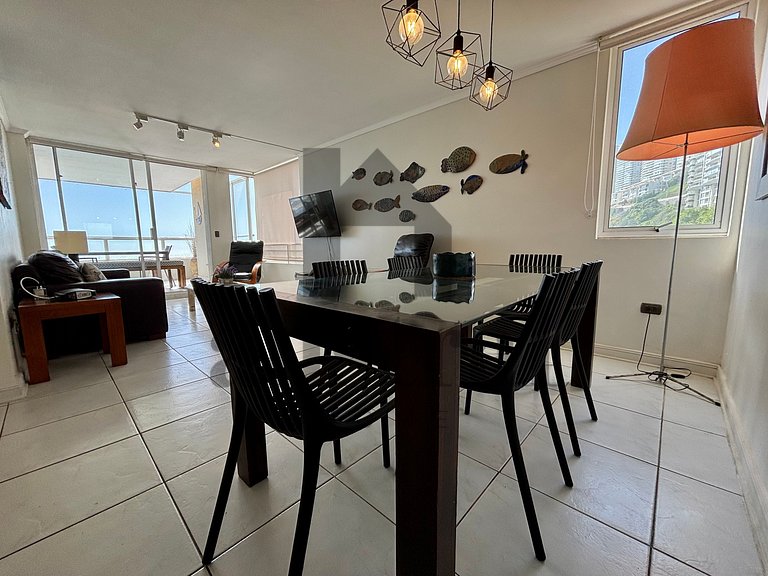 Apartamento à beira-mar com vista deslumbrante