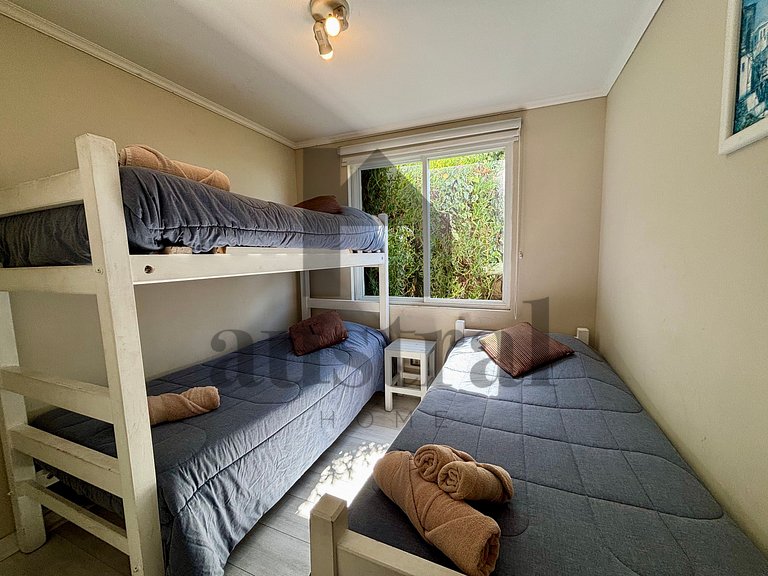 Vista clara e próximo à praia