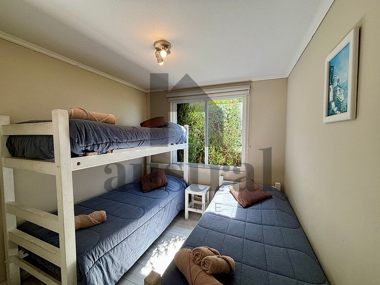 Vista clara e próximo à praia