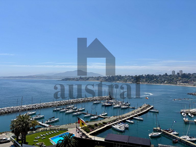 Spectacular apartment with full ocean views