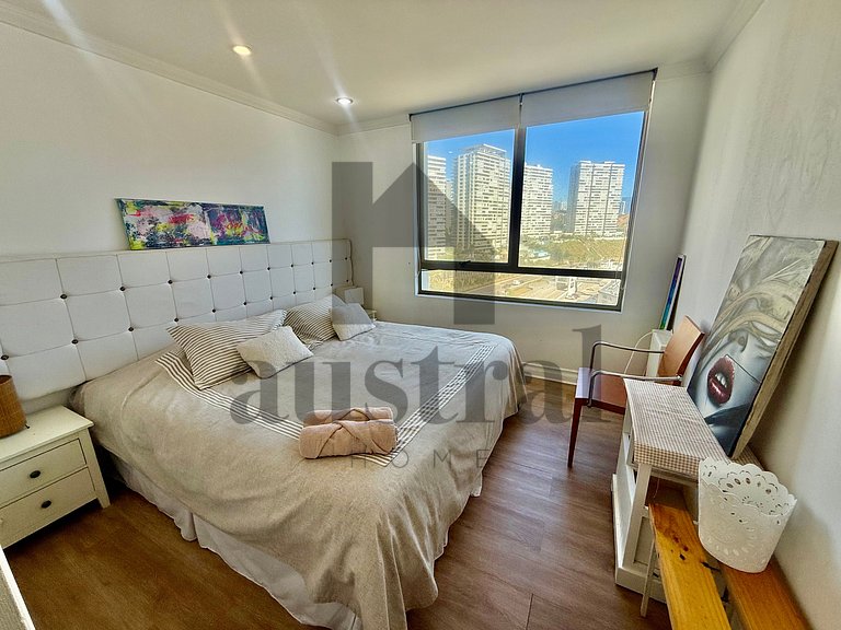 Spacious Apartment, Beautiful Decor and Ocean View