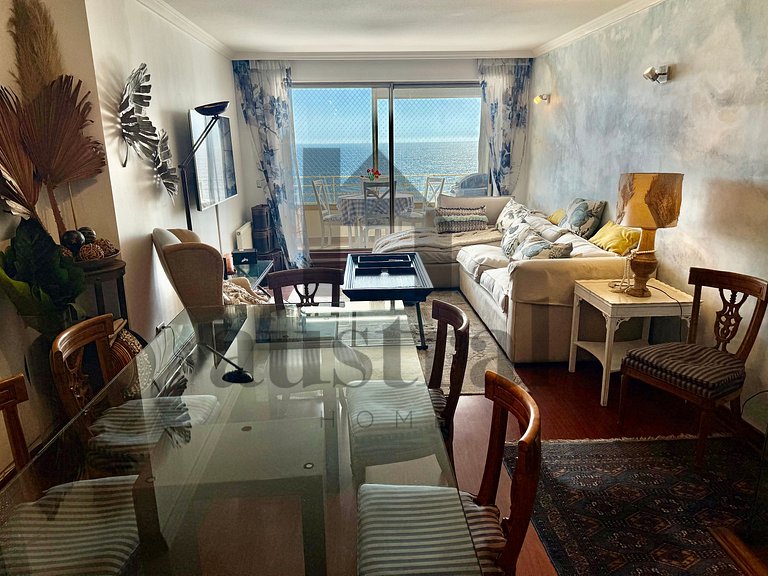 Spacious Apartment, Beautiful Decor and Ocean View