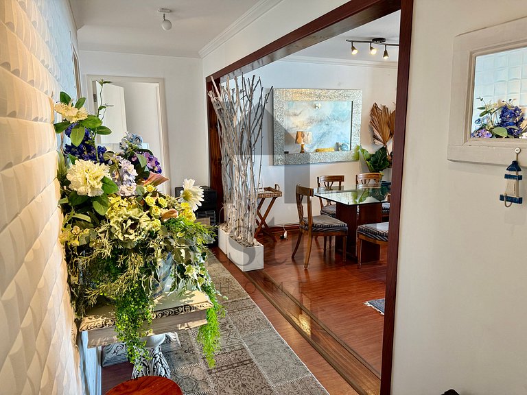 Spacious Apartment, Beautiful Decor and Ocean View