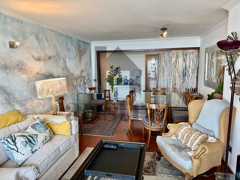 Spacious Apartment, Beautiful Decor and Ocean View