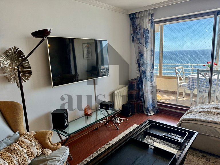 Spacious Apartment, Beautiful Decor and Ocean View