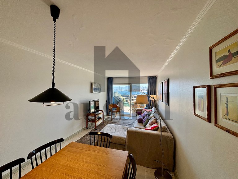 Spectacular apartment with full ocean views