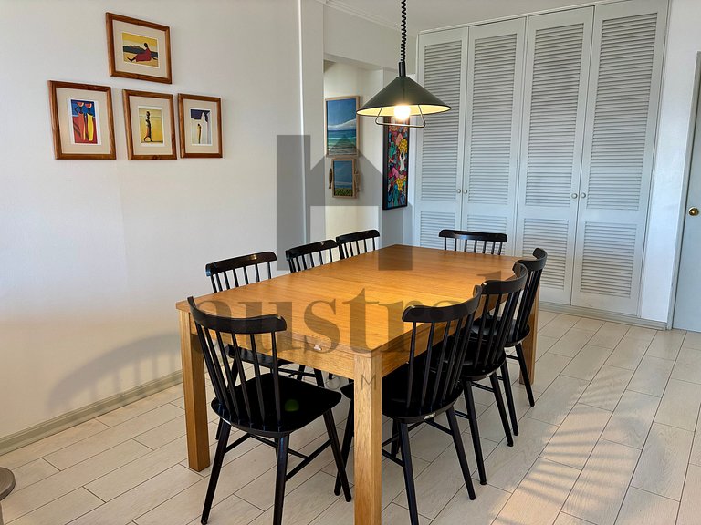 Spectacular apartment with full ocean views