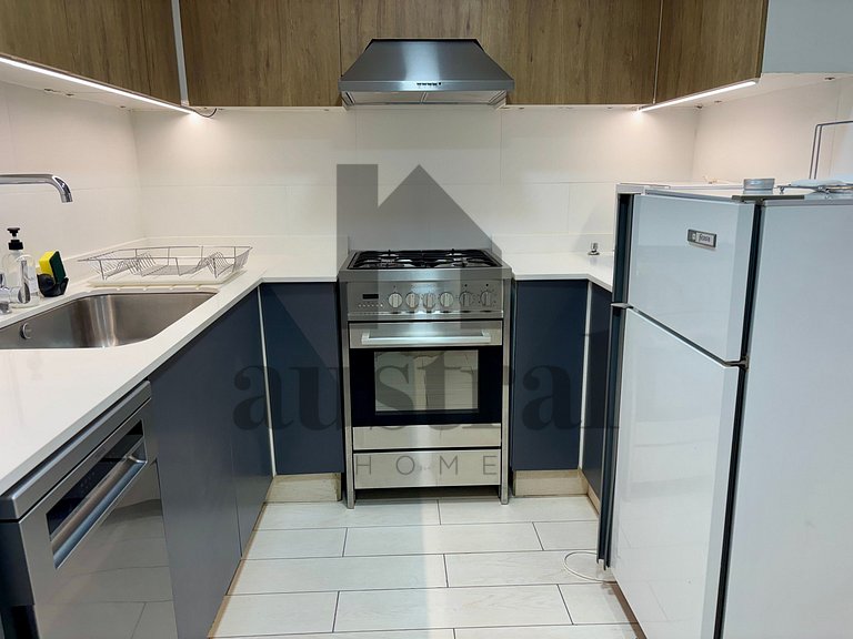 Spectacular apartment with full ocean views