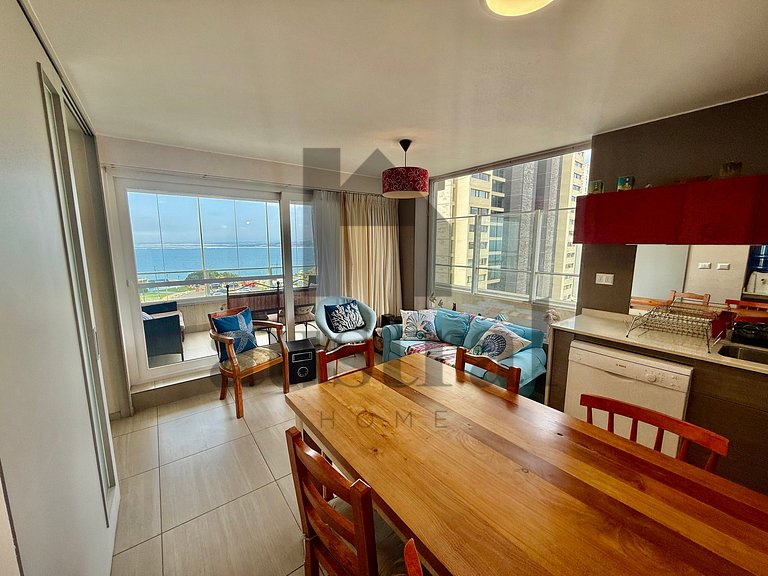 Apartamento com Linda Vista para o Mar