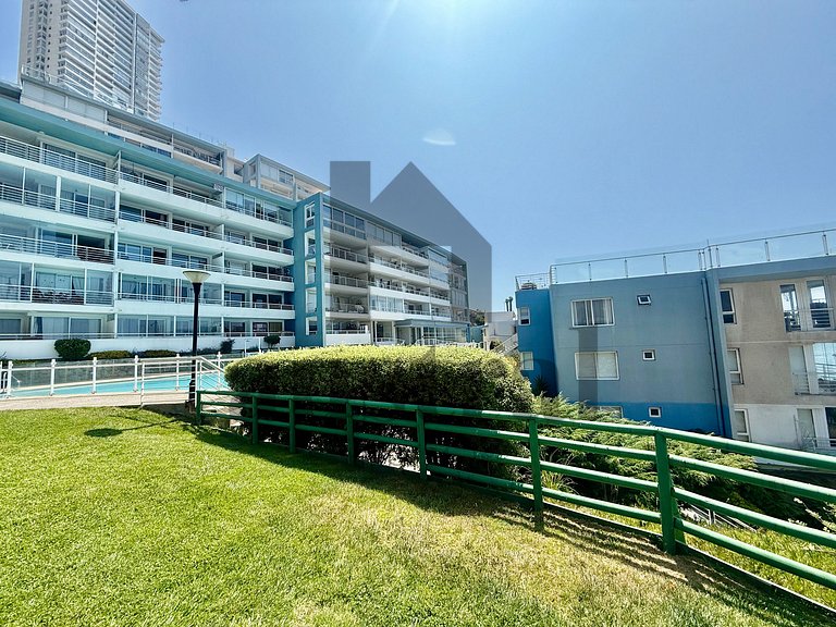 Vista Despejada y Cercano a la Playa