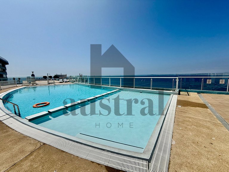 Clear view and close to the beach