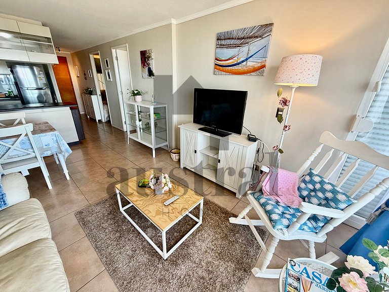 Hermoso en primera linea Av Borgono