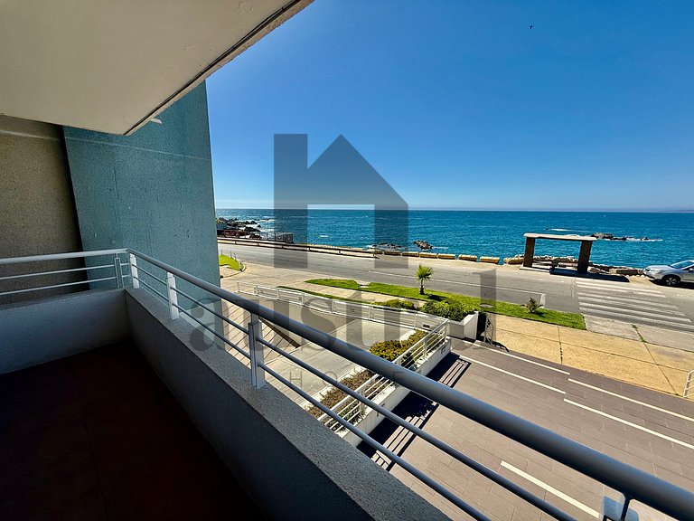 Em frente à praia de Lilenes Beach