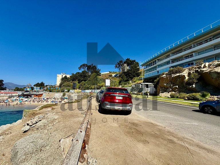 Primera linea frente a Playa Lilenes