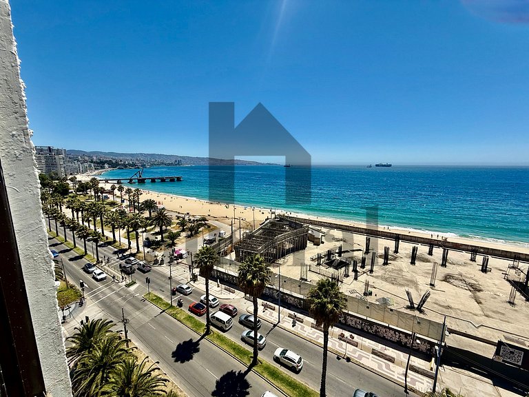 Primera Linea frente a la playa en Av San Martin