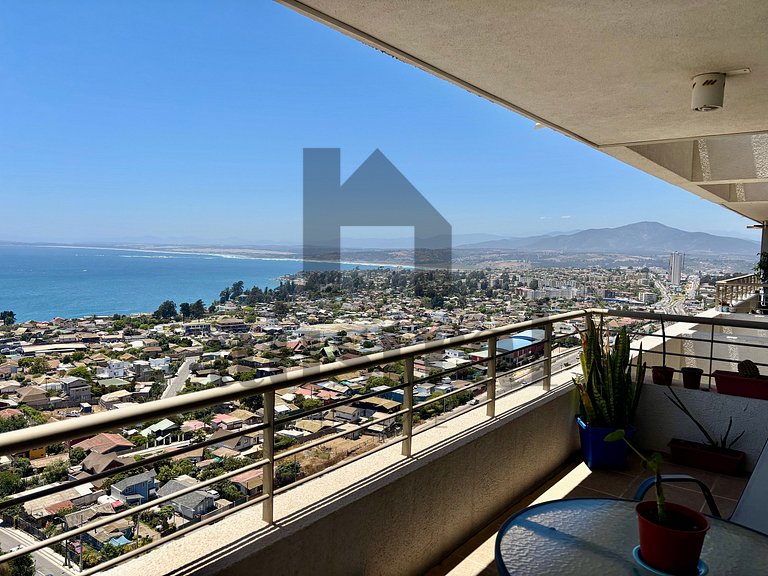 Beautiful view towards the sea and Concón