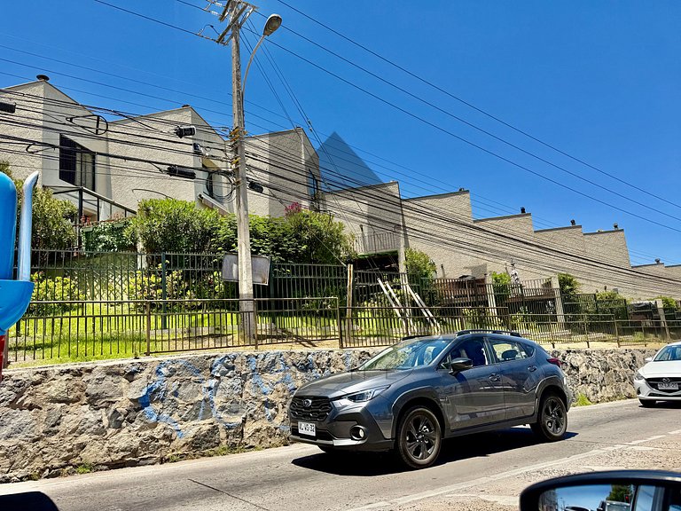 Hermosa Casa en Condominio con Vista al Mar