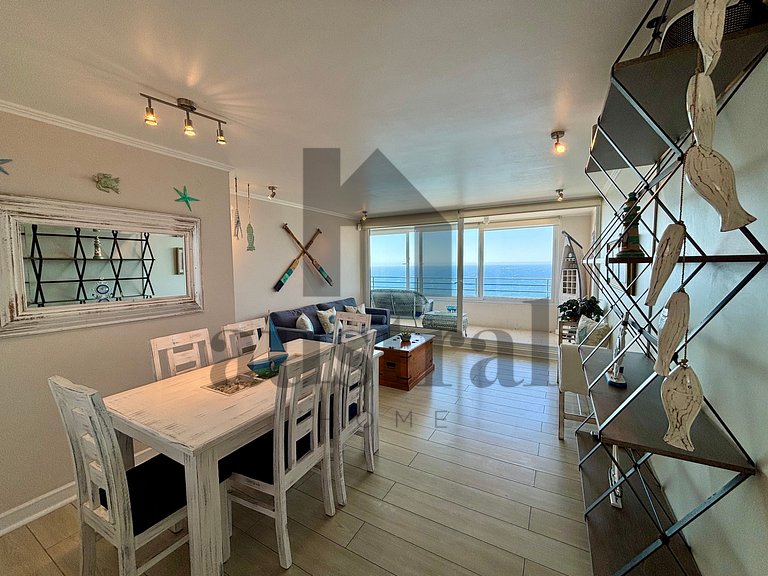 Sensational apartment with a view and heated pool