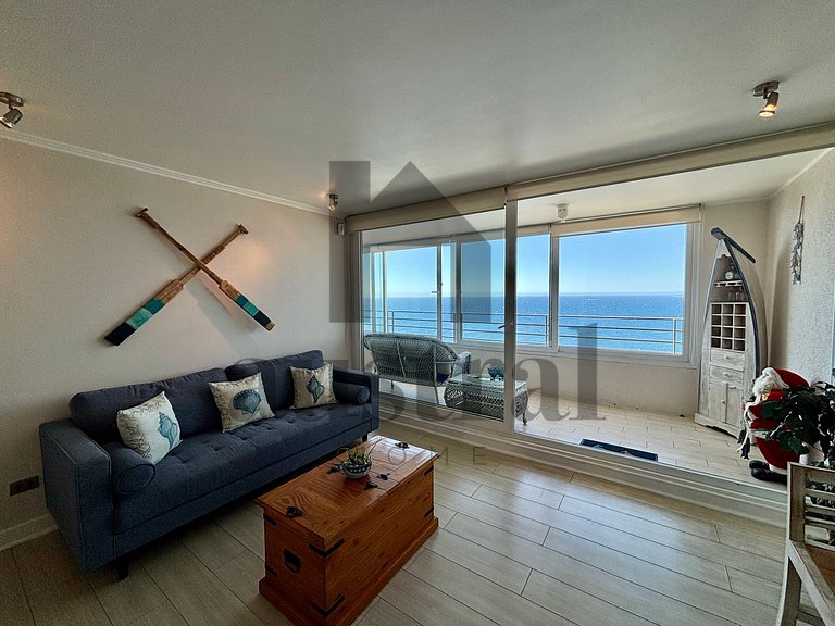 Sensational apartment with a view and heated pool