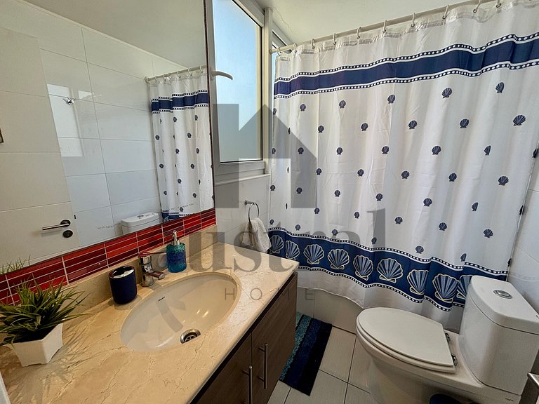 Sensational apartment with a view and heated pool