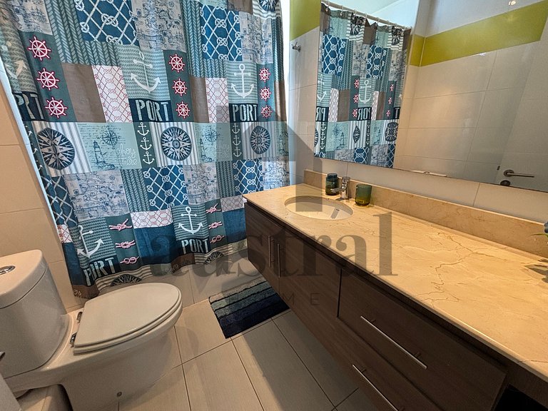 Sensational apartment with a view and heated pool