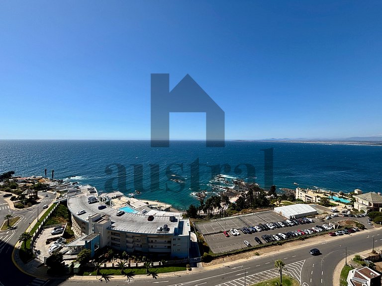 Sensational apartment with a view and heated pool